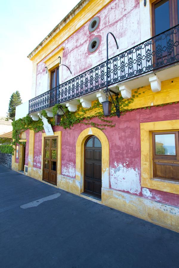 La Locanda Del Barbablu สตรอมโบลี ภายนอก รูปภาพ
